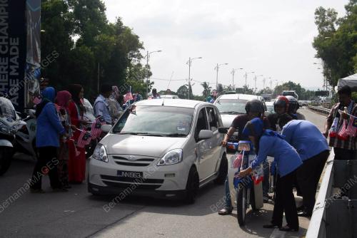 TR0_26082014_JALUR_GEMILANG