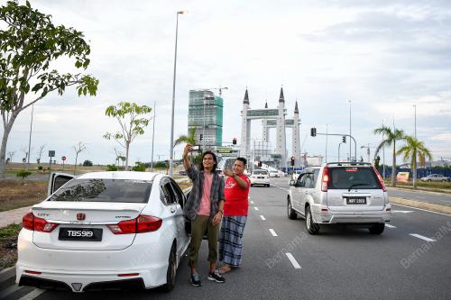 TR10_02062019_JAMBATAN_ANGKAT