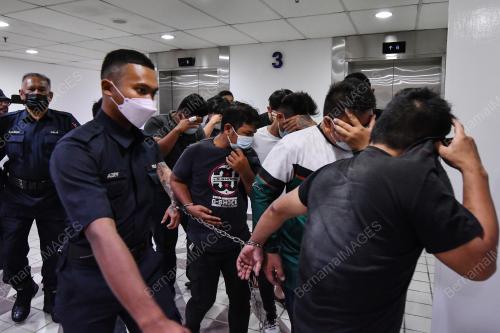 MAHKAMAH_GADUH