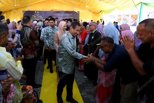 SULTAN MIZAN ZAINAL ABIDIN