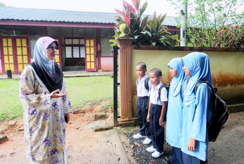 TR10_03012012_BUKA_SEKOLAH