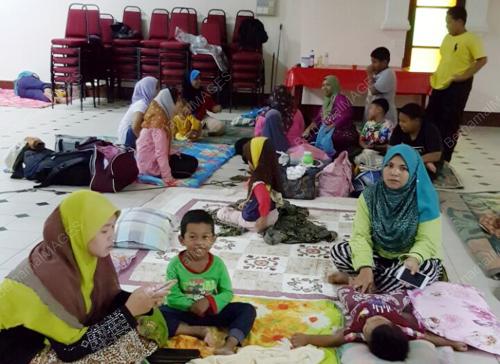 TR10_04012017_IBU_ANAK