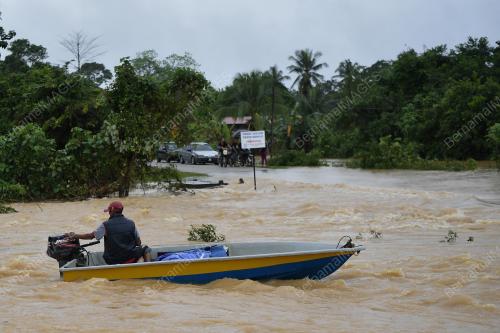 BANJIR TERENGGANU: KEMAMAN
