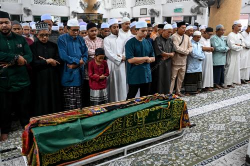 ZULHARISAM AWANG