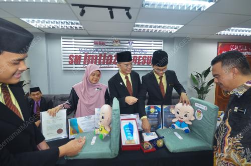 SEKOLAH MENENGAH IMTIAZ BESUT