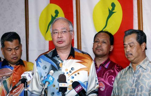 MOHD NAJIB TUN ABDUL RAZAK