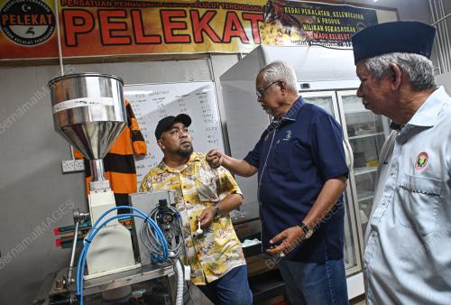 DATUK MAHFUZ OMAR