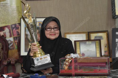TR10_10112018_ULEK_MAYANG_BN201808055000