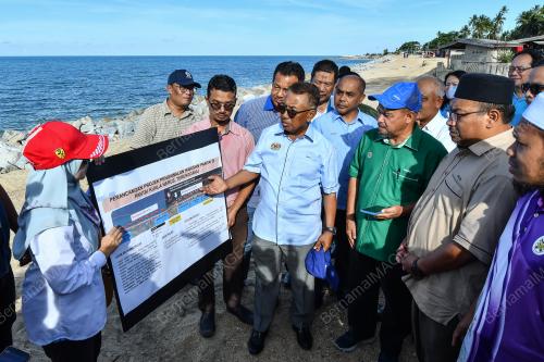 DATUK SERI DR ISMAIL ABD MUTTALIB