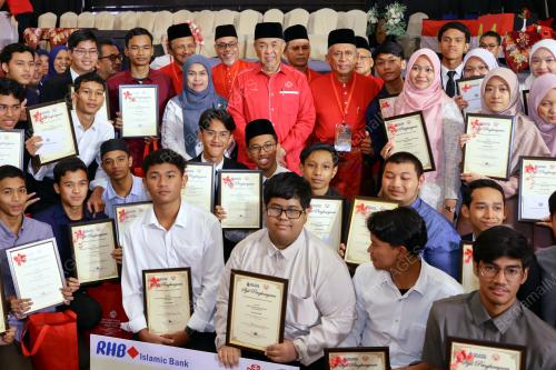 DATUK SERI DR AHMAD ZAHID HAMIDI