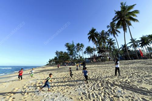 PANTAI JAMBU BONGKOK