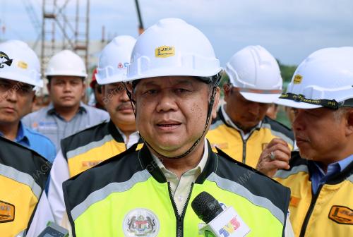 DATUK SERI ALEXANDER NANTA LINGGI