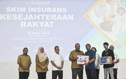 DATUK SERI WAN AHMAD DAHLAN ABDUL AZIZ