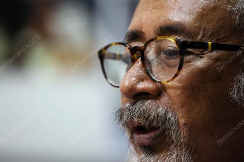 DATUK RAJA KAMARUL BAHRIN SHAH RAJA AHMAD SHAH