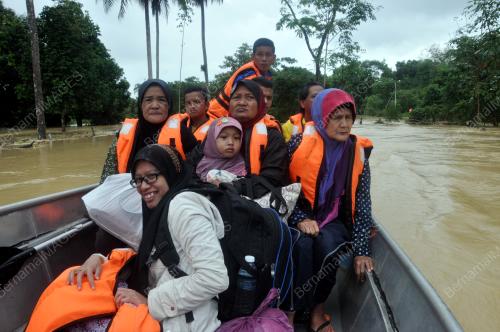 TR10_21012017_BANJIR_SETIU