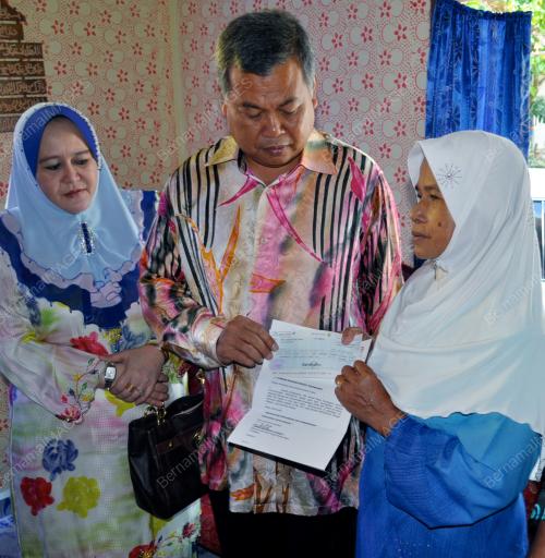 TR10_21032013_CEK_SUMBANGAN