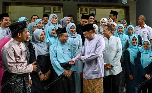 DATUK SERI ANWAR IBRAHIM