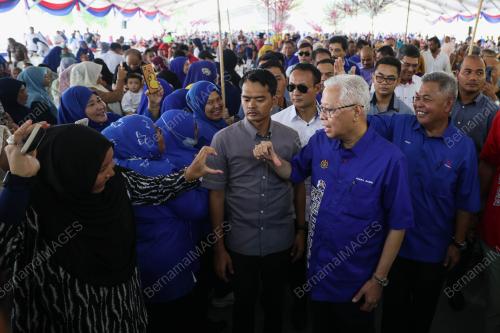 DATUK SERI ISMAIL SABRI YAAKOB