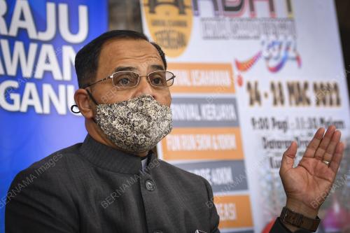MOHD NURKHUZAINI AB RAHMAN