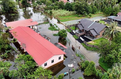 BANJIR TERMENUNG