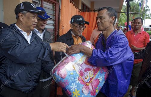 TR10_29122014_BANJIR