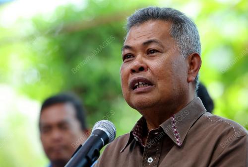 DATUK SERI AHMAD SAID