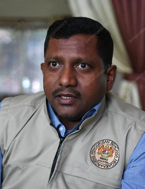DATUK HUSSEIN OMAR KHAN