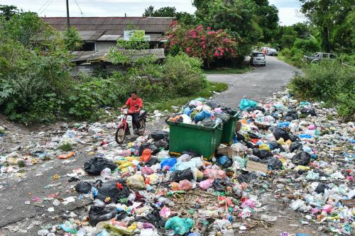 TINJAUAN SAMPAH