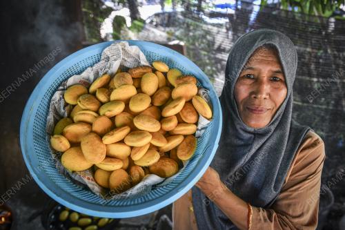 KUIH NEKBAT