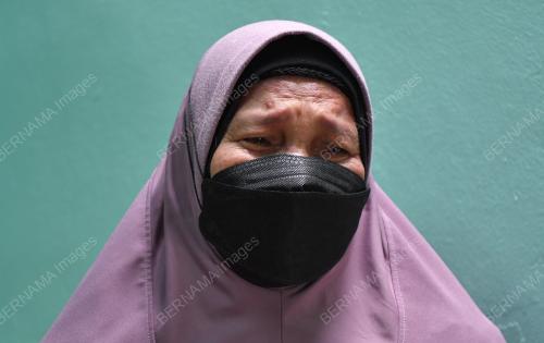 PEMUDA OKU TERIMA KAD PENGENALAN