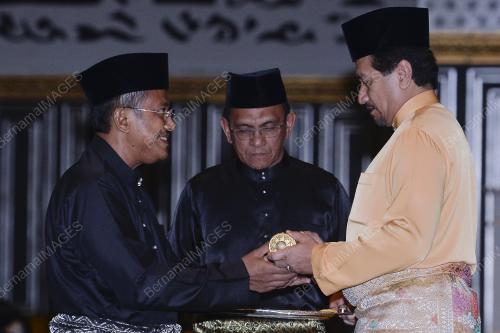 TR11_10052018_SUMPAH