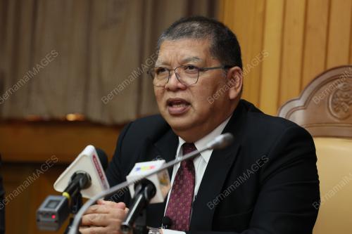 TAN SRI JOHARI ABDUL
