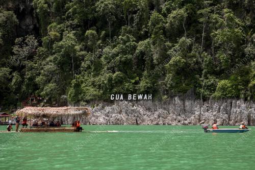 RUMAH RAKIT TRADISIONAL ORANG ASLI