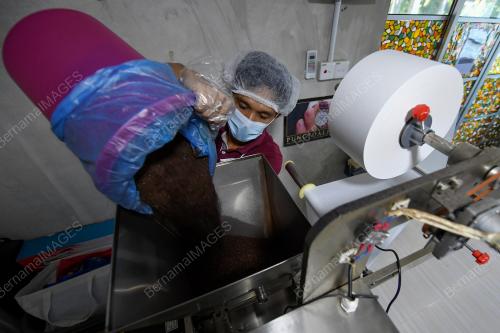 USAHAWAN KOPI TOKKIKITER
