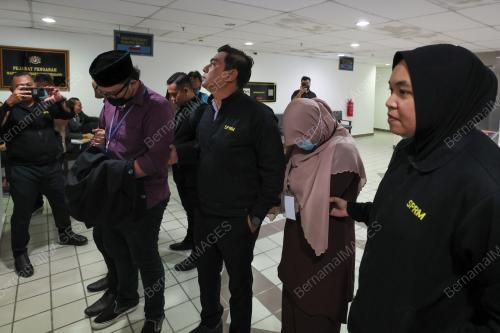 MAHKAMAH SESYEN KUALA TERENGGANU