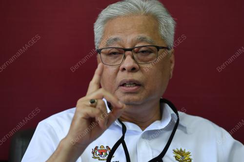 DATUK SERI ISMAIL SABRI YAAKOB