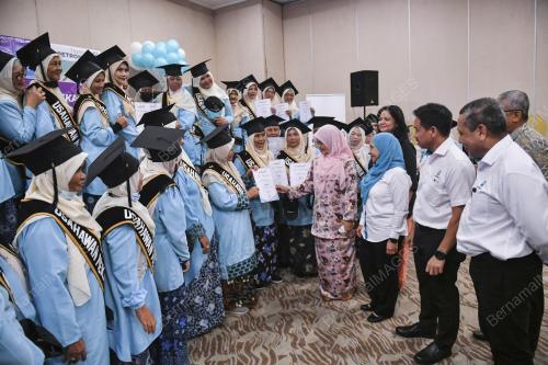 GRADUASI PROGRAM MEMAMPANKAN EKONOMI ASAS RAKYAT