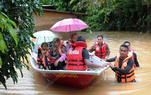 TR11_20122014_BANJIR