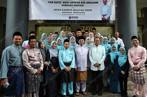 DATUK SERI ANWAR IBRAHIM