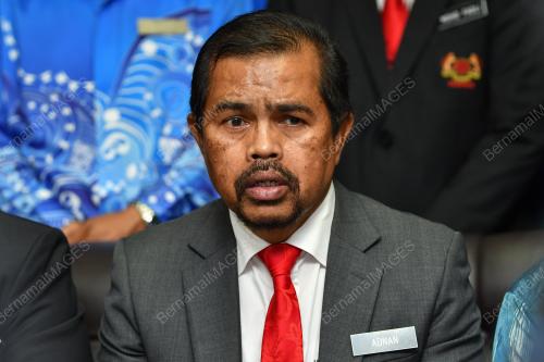 DATUK ADNAN MAT