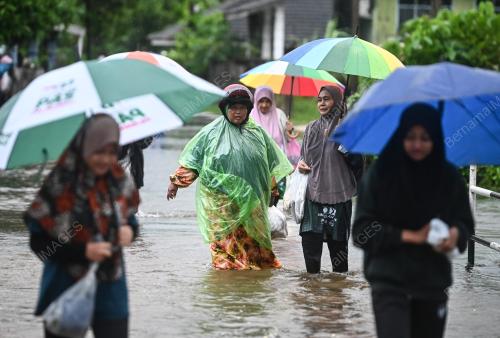 BANJIR KAMPUNG GONG BARU