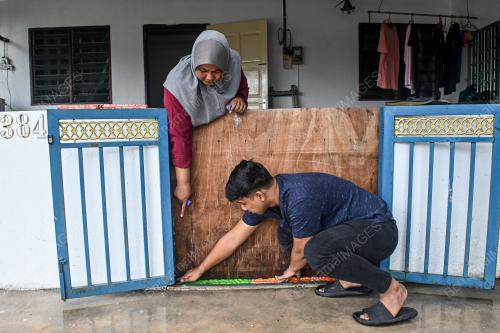 GUNA PLASTISIN KURANGKAN RISIKO BARANG ROSAK