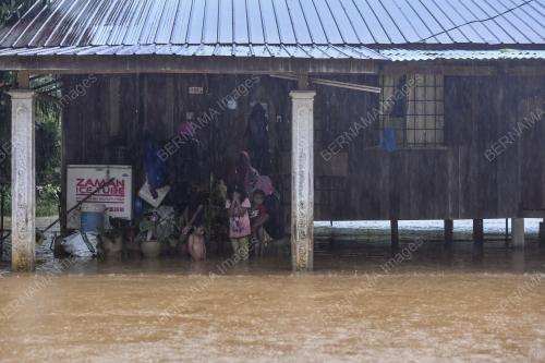 BANJIR DI KAMPUNG MATANG