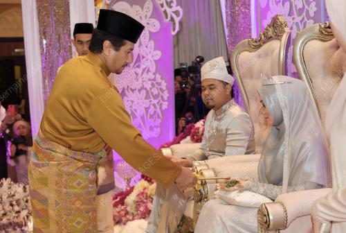 TR11_28022016_SULTAN_KAHWIN