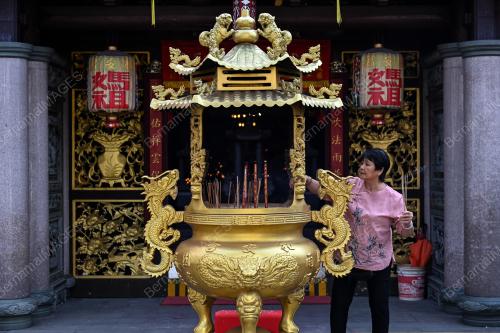 TAHUN BAHARU CINA