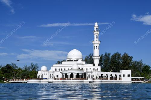 TR11_29102019_MASJID_TERAPUNG