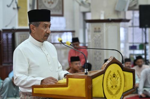 SULTAN MIZAN ZAINAL ABIDIN