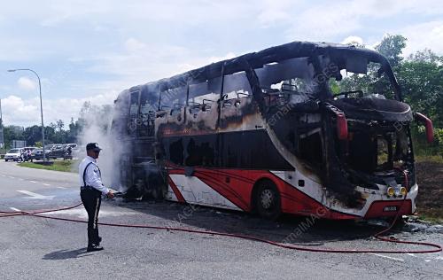 TR12_04062019_BAS_TERBAKAR