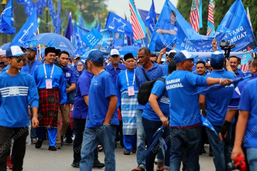 DATUK SERI AHMAD SAID