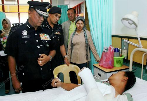 MOHD SHUKRI DAHLAN